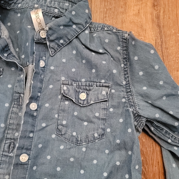 Girls Size 7/8 Denim Shirt - Picture 2 of 4